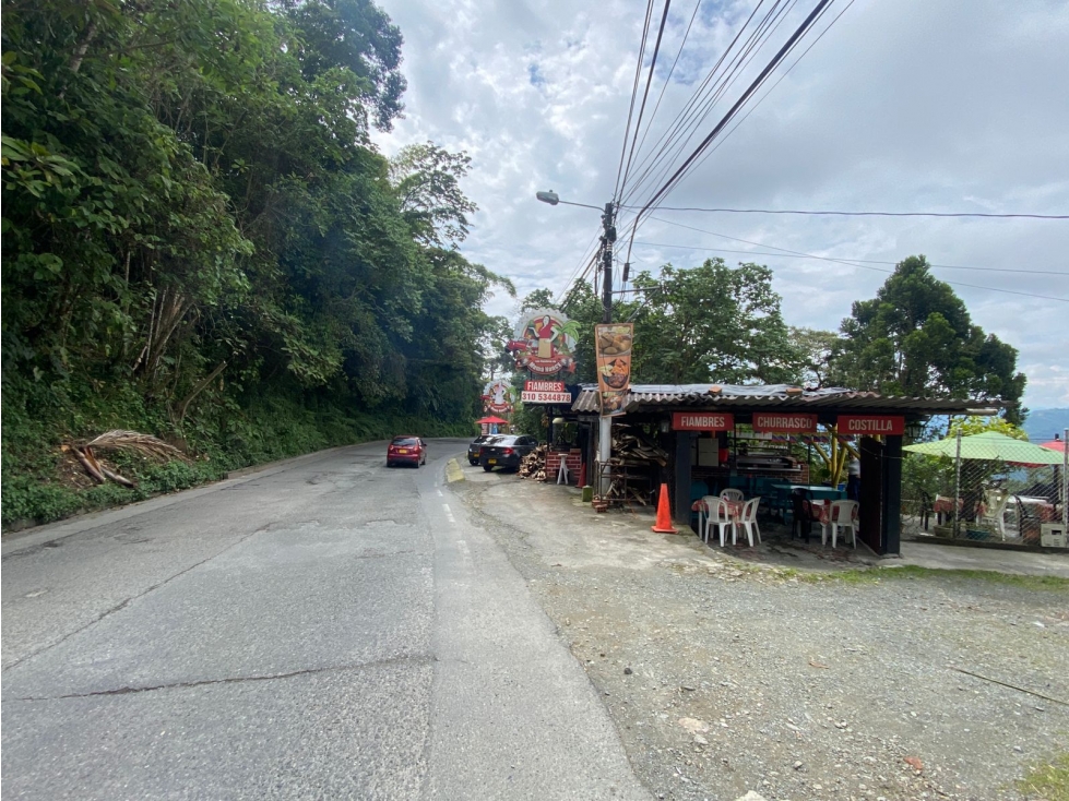 ARRIENDO LOCAL COMERCIAL CAMPESTRE EN LA CUCHILLA DEL SALADO — foto 5