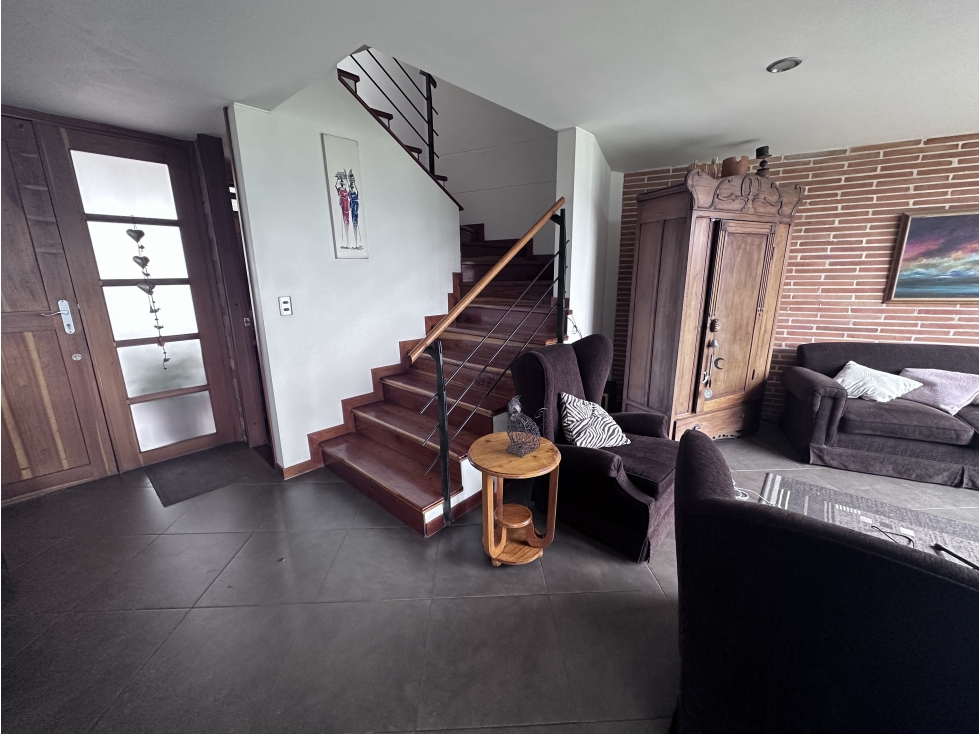 VENTA CASA SANCANCIO MANIZALES | CASA DE 3 PISOS EN MANIZALES — foto 2