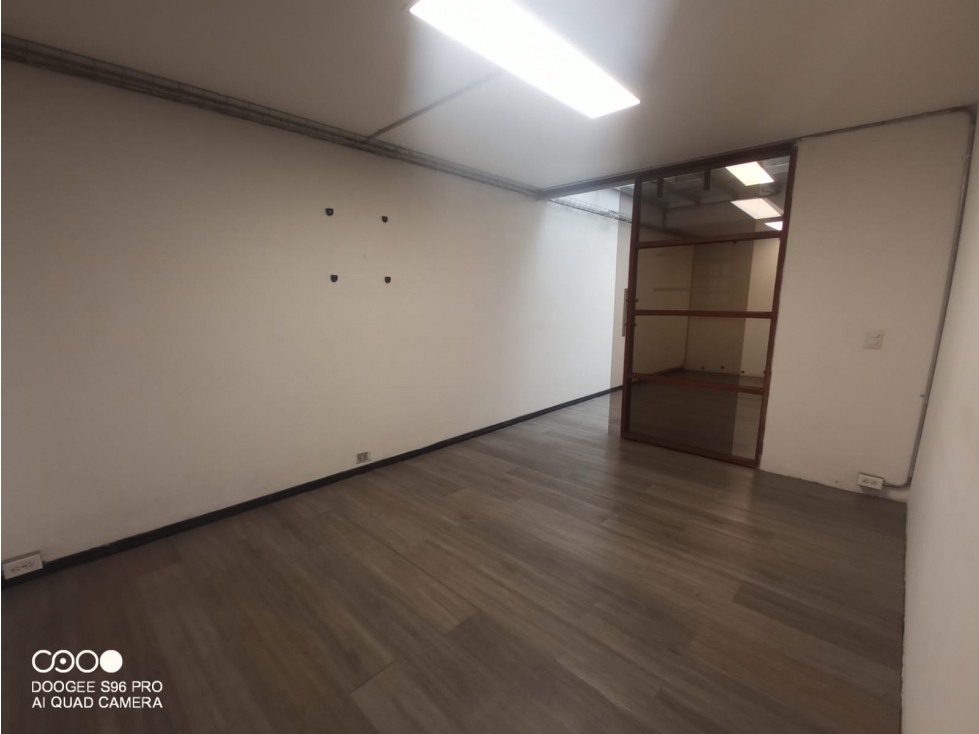 ARRIENDO OFICINA EN LA RAMBLA, MANIZALES | ARRIENDOS MANIZALES — foto 6