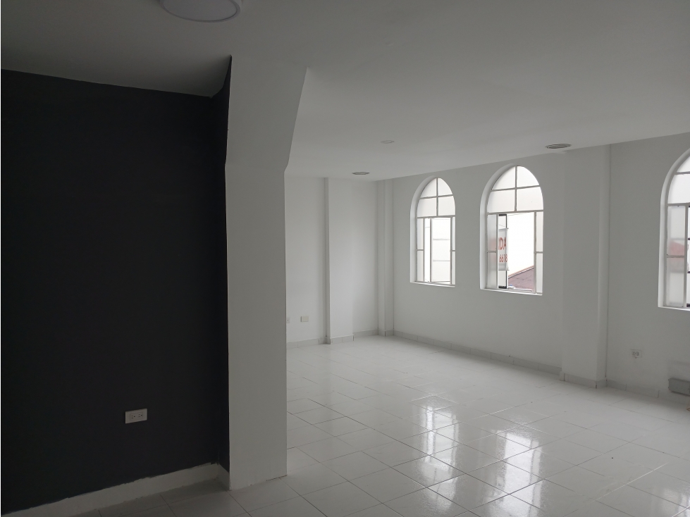 ARRIENDO LOCAL EN VERSALLES, MANIZALES | ARRIENDOS MANIZALES — foto 2