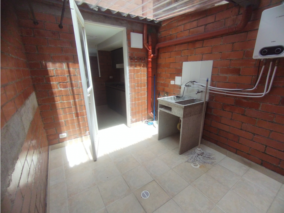 ARRIENDO CASA CAMPOHERMOSO MANIZALES | 2 PLANTAS — foto 6