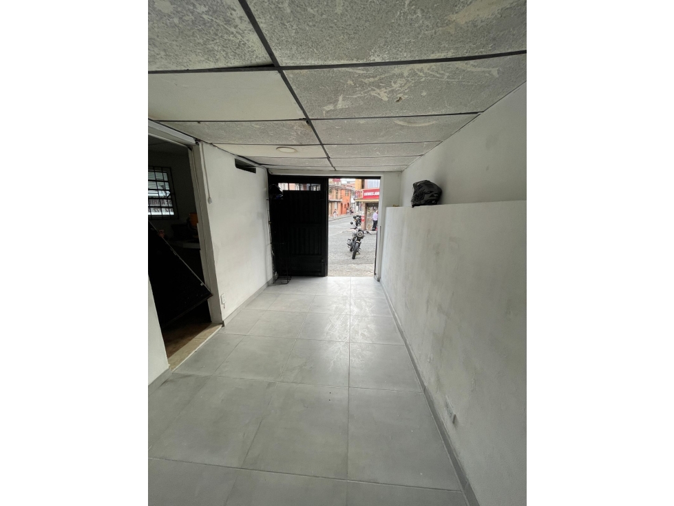 ARRIENDO LOCAL CERVANTES MANIZALES 28m² | ARRIENDOS MANIZALES