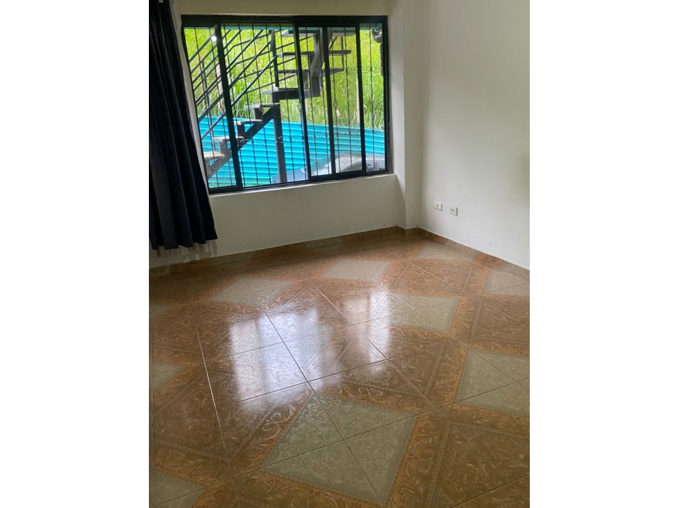 VENTA CASA CON RENTA SANTOS MANIZALES | 3 PLANTAS — foto 2