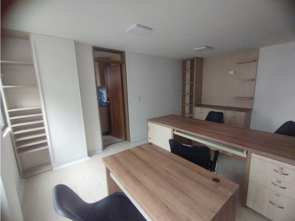 VENTA OFICINA CENTRO MANIZALES| AMPLIA — foto 3