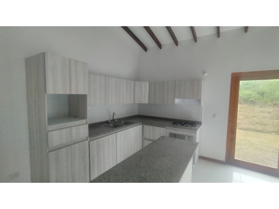 VENTA CASA CAMPESTRE EN CHINCHINA, CALDAS - 3