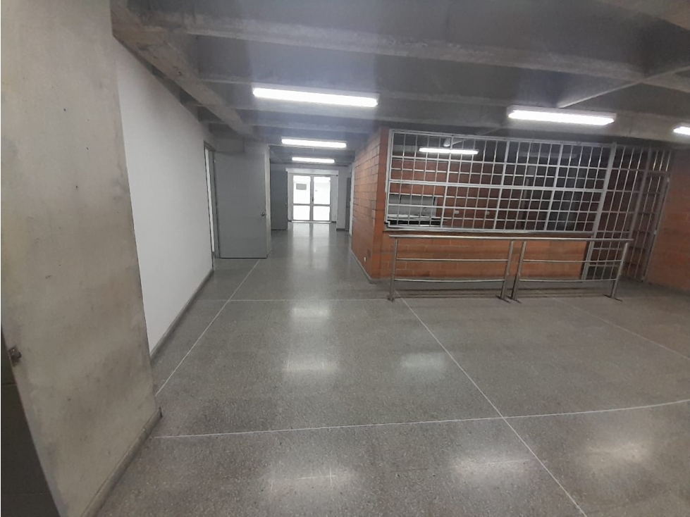 ARRIENDO LOCAL EN PALOGRANDE, MANIZALES | ARRIENDOS MANIZALES — foto 2