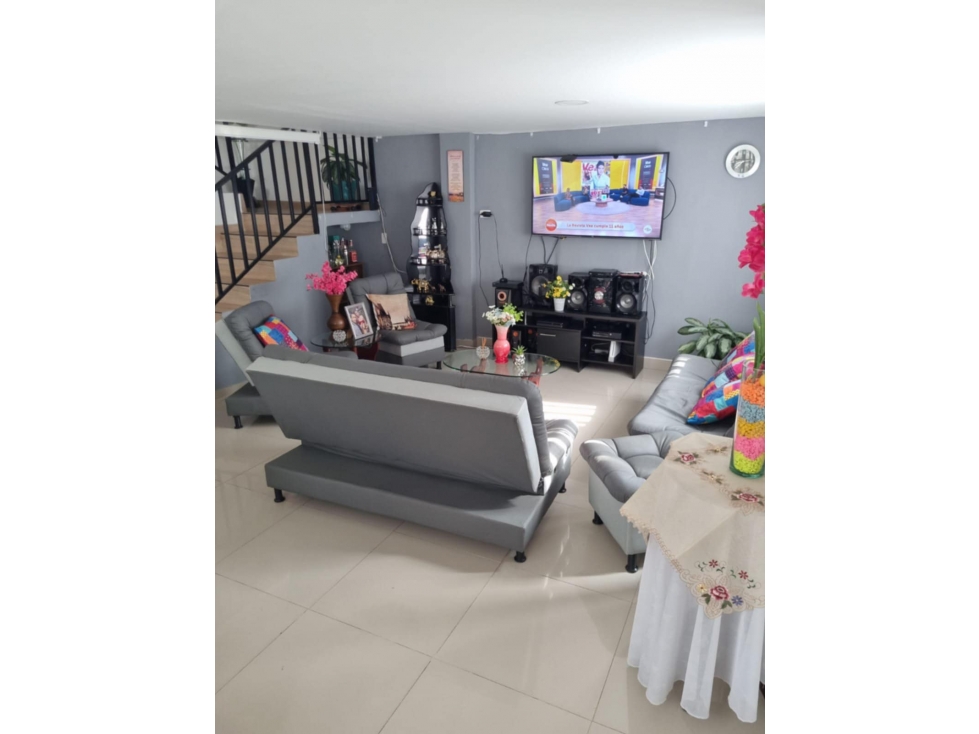 CASA CON RENTA EN VENTA EN MONSERRATE VILLAMARÍA | VENTA CASA — foto 2