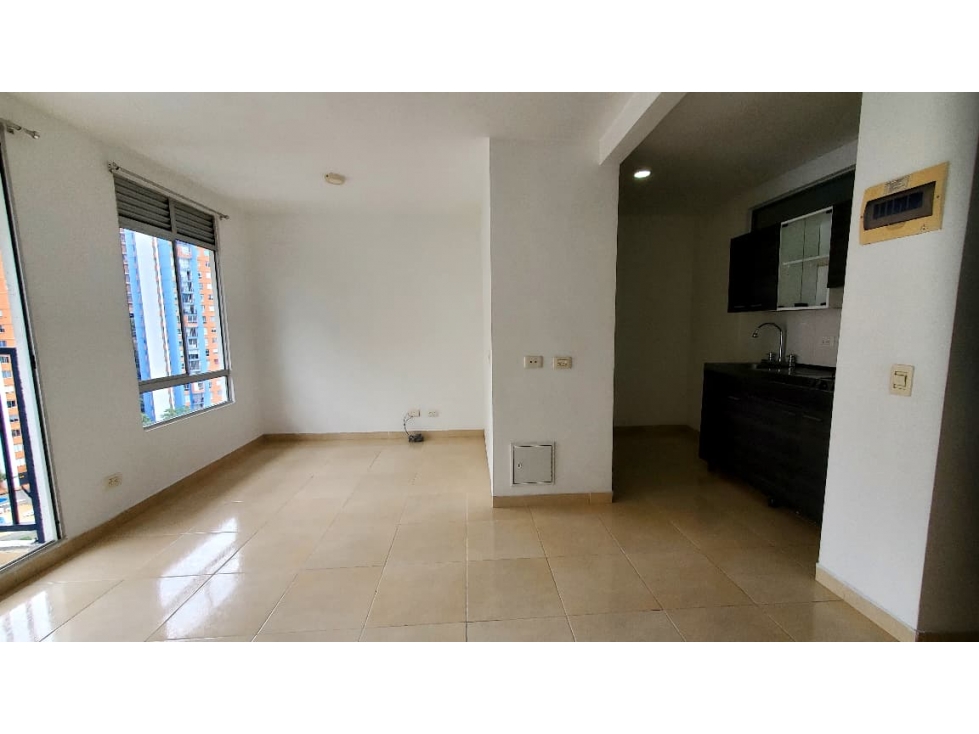 Arriendo apartamento en Calasanz - 1