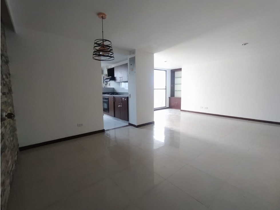 Arriendo Apartamento En Conquistadores — foto 2