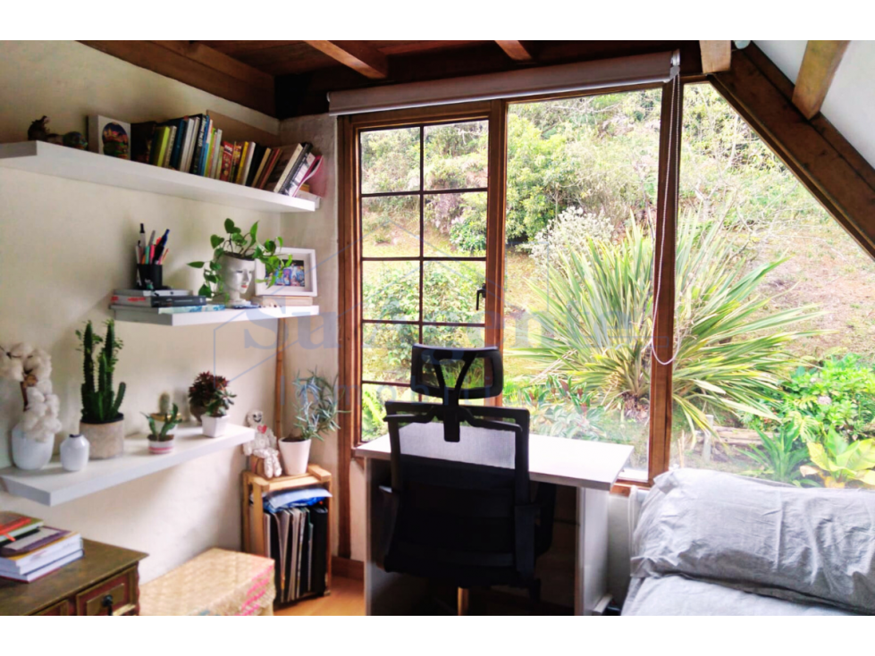 Casa tipo chalet en La Calera con vista al embalse — foto 6