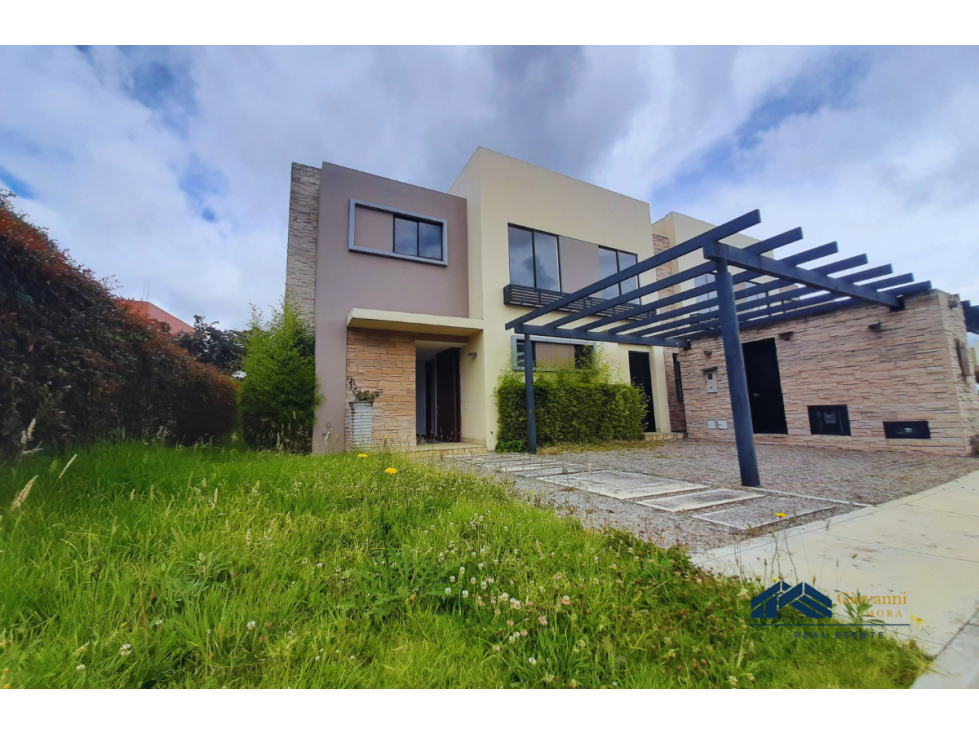 Casa en Venta | 208 m² | Verde Vivo | Estudio y terraza