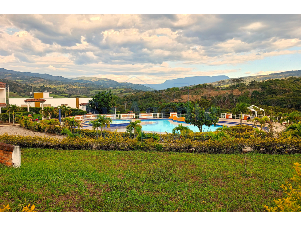 Lote en Venta, en Condominio, Barbosa, Santander - 1