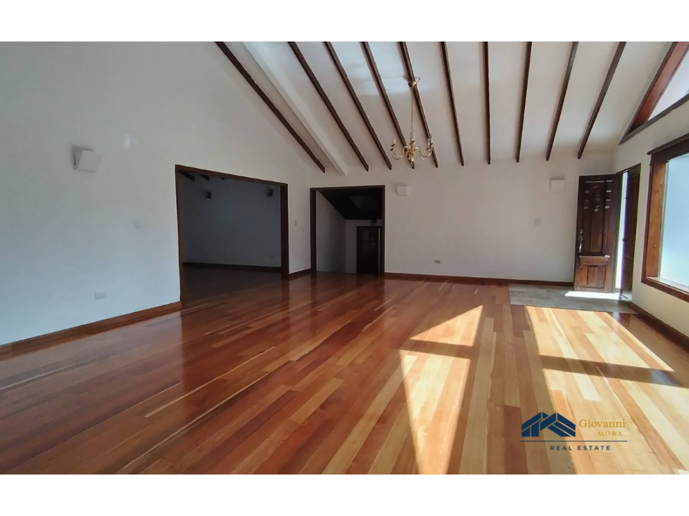 Casa de Lujo Campestre en Arriendo | 3.300 m² | Floresta de La Sabana - 1