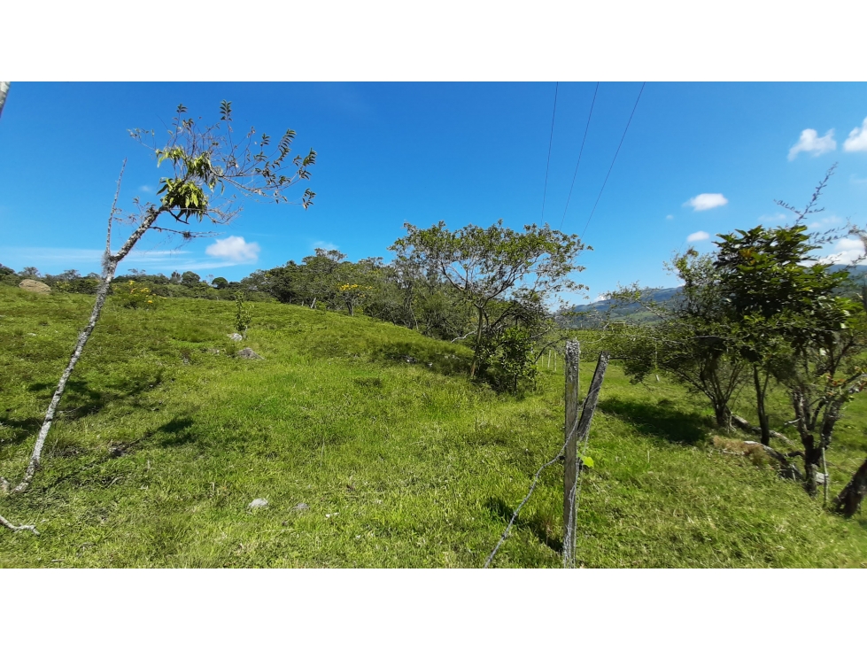 Venta de Lote 2 Hs, Barbosa, Santander - 1