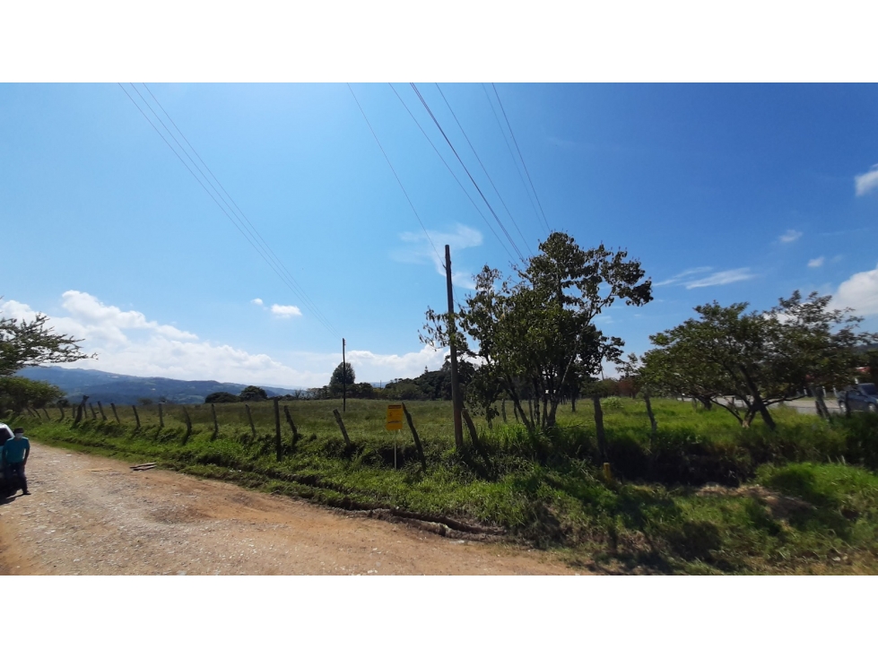 Venta de Lote sobre via principal Barbosa, Santander - 6