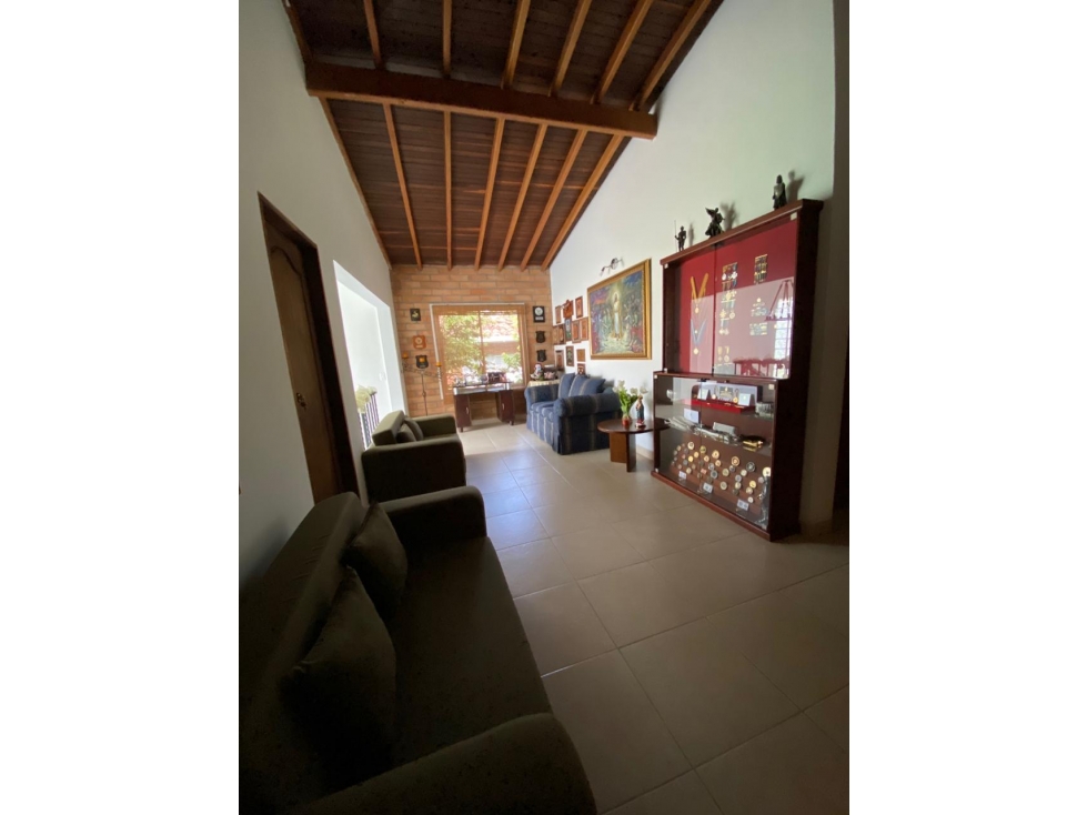 Excelente Casa en San Jerónimo, Antioquia - 4