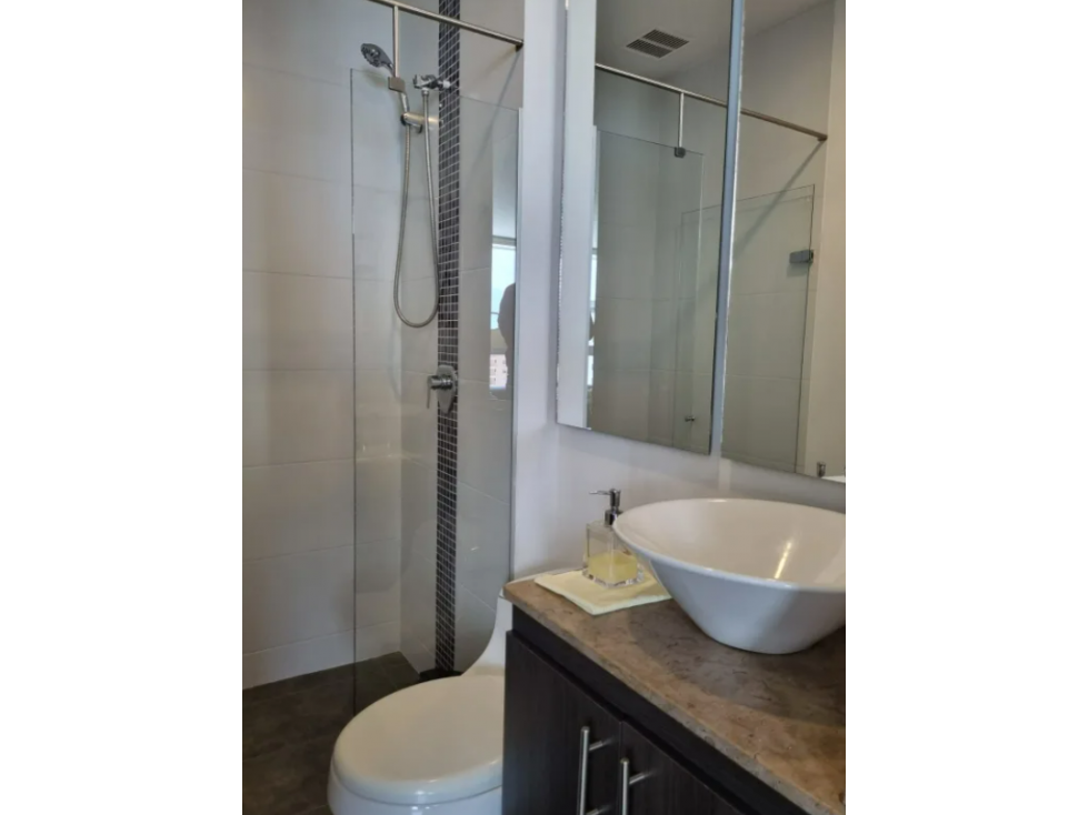 Hermoso Apartamento completamente remodelado en Envigado Esmeraldal — foto 2