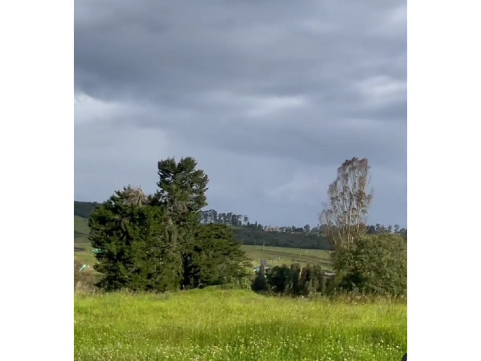 Venta de Lote en Alto Las Palmas - sector la Acuarela — foto 3