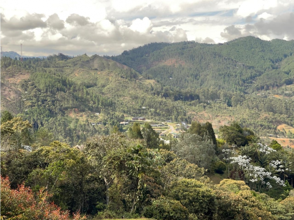 ESPECTACULAR LOTE EN EL RETIRO, ANTIOQUIA — foto 3