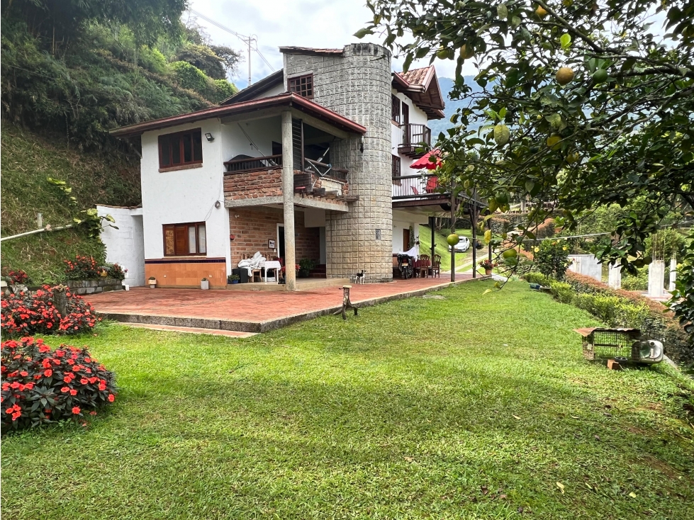 Casa Campestre en Girardota, Antioquia