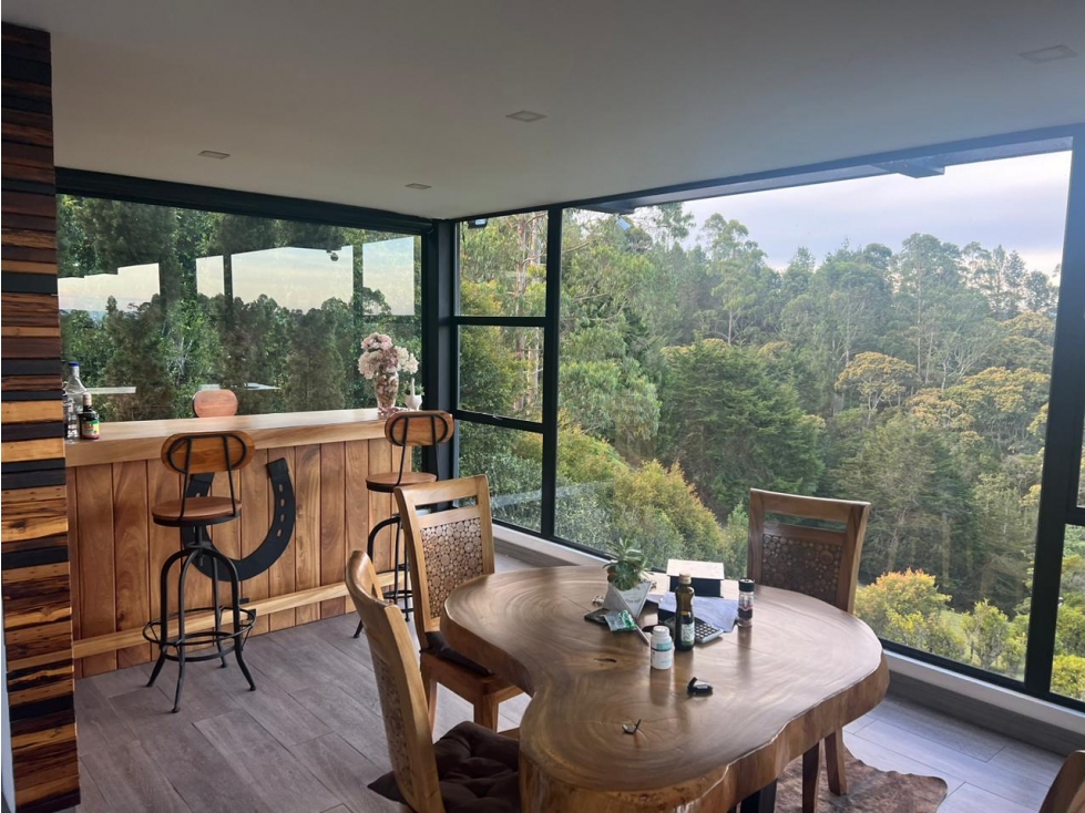 Arrendamiento de casa amoblada con zona verde - Llanogrande - 2