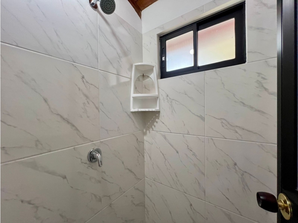 Casa Campestre en Alto de Las Palmas - Sector La Esperanza — foto 4