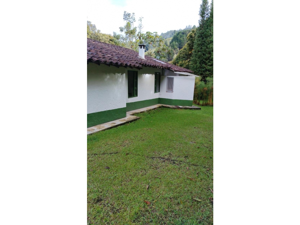 CASA EN ARRIENDO UBICADA EN FIZEBAD - 3