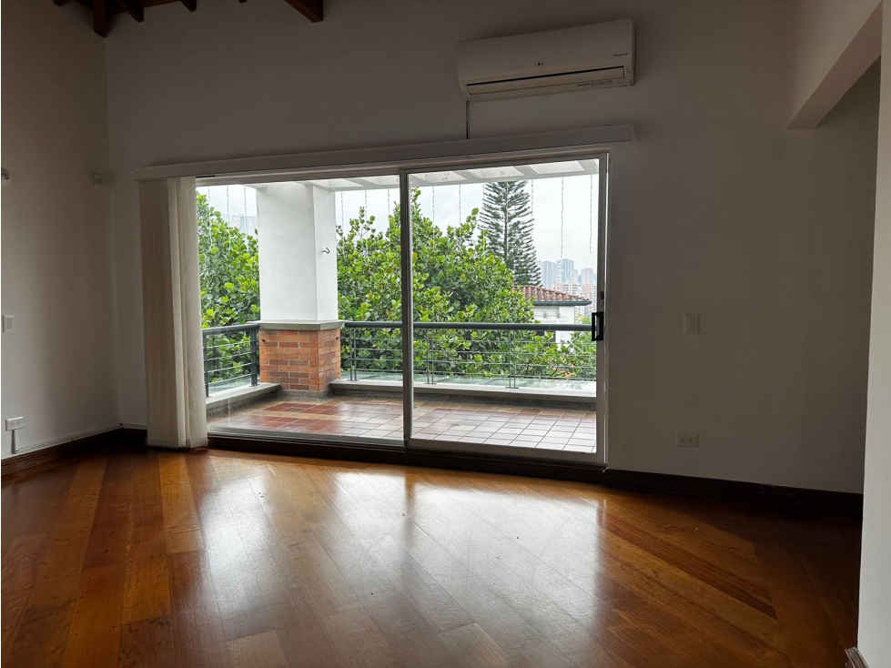 Casa en Venta y Arriendo Las Palmas Medellín — foto 2