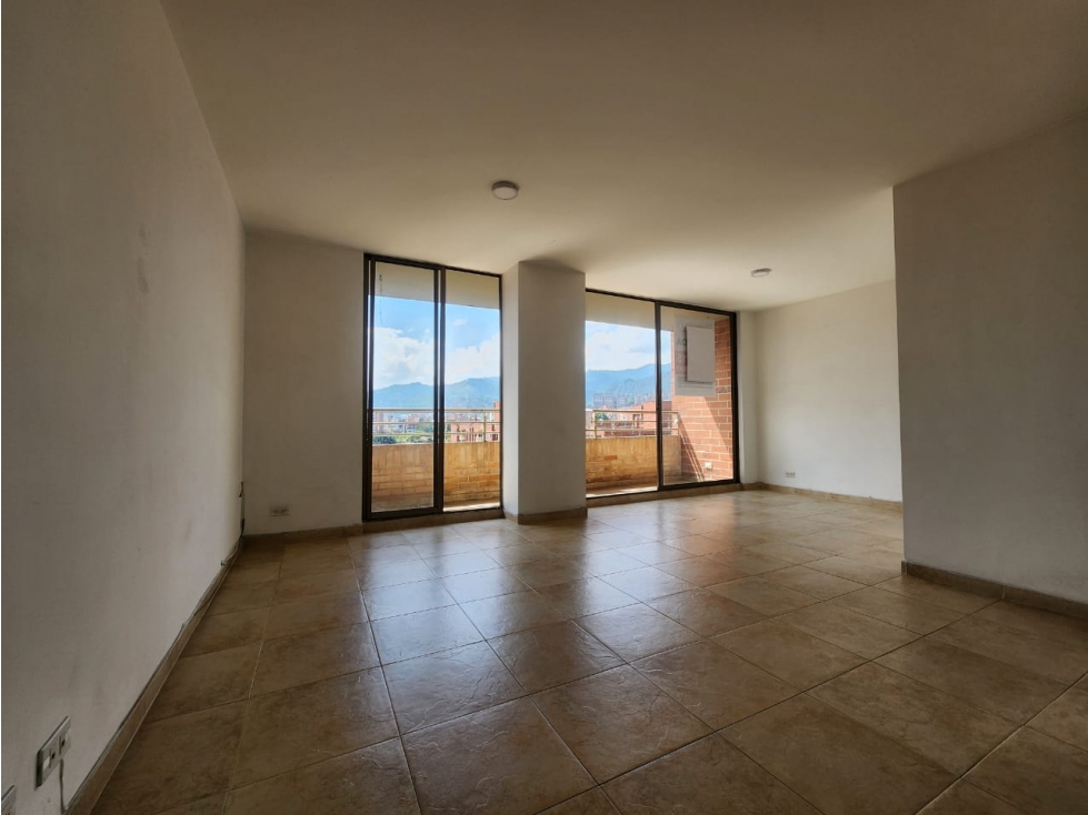Apartamento en Arriendo 2do Parque Laureles Medellín — foto 2