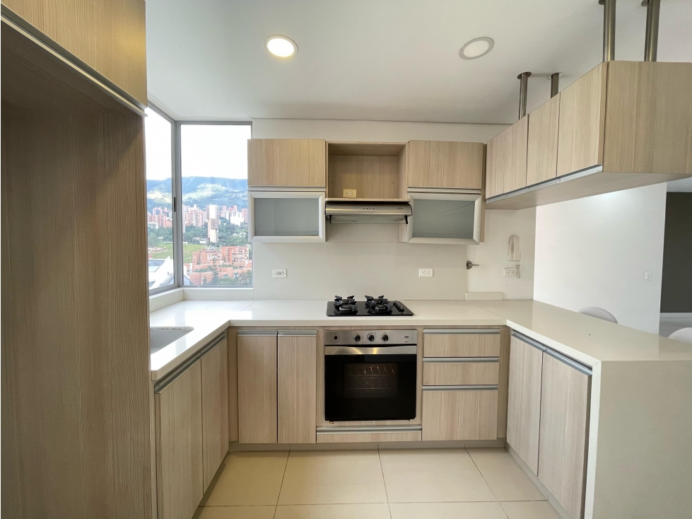 Apartamento en Arriendo Santa Ma. los Ángeles Medellín — foto 3