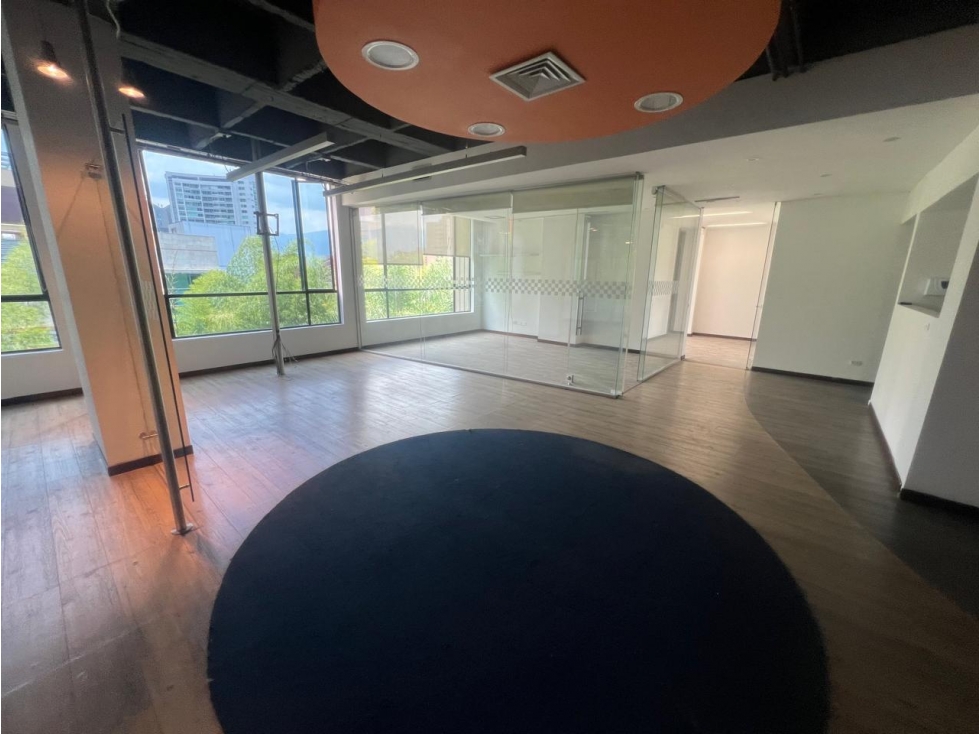 Oficina En Arriendo Sector Milla De Oro Medellín - 3