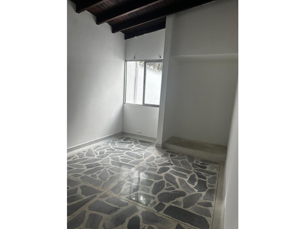 Casa Independiente en Arriendo y Venta en el Sector de Simón Bolívar — foto 6