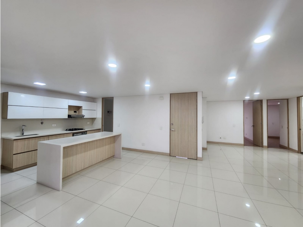 Apartamento en Arriendo 2do Parque Laureles Medellín — foto 3