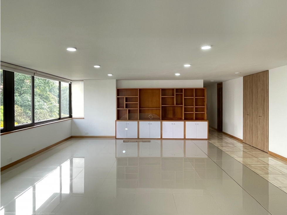 Apartamento en Arriendo La Linde Medellín — foto 4