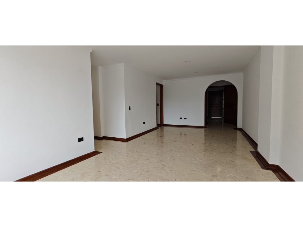 Apartamento en Arriendo Castropol Medellin
