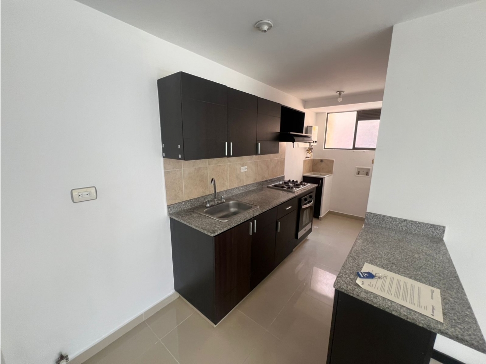 Apartamento en Arriendo Loma Los Gonzalez Medellin — foto 4