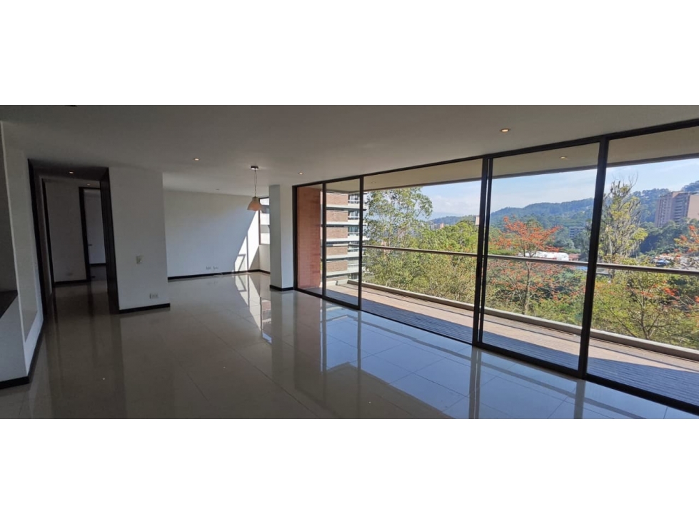 Apartamento en Arriendo Cola del Zorro Medellin