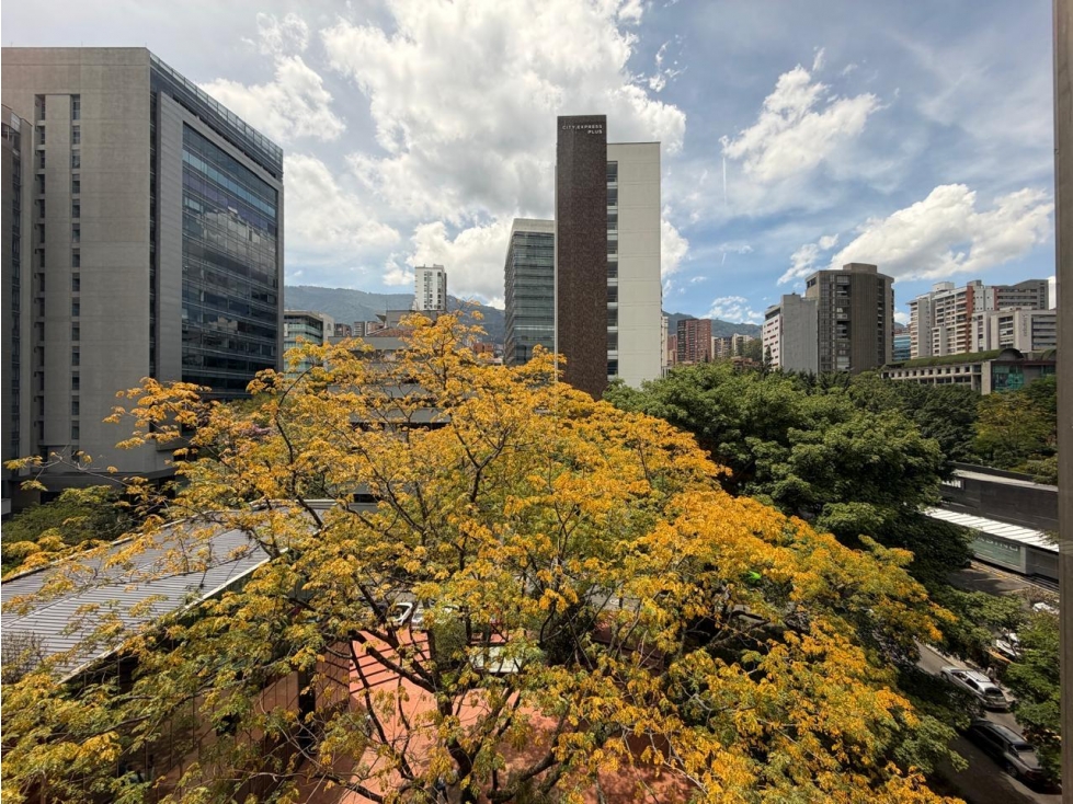 Oficina en Arriendo Milla de Oro Medellin