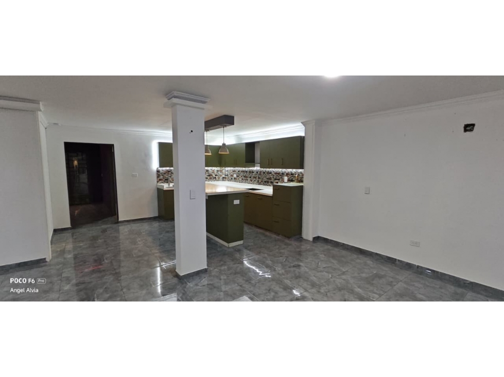 Casa Comercial Independiente Sector Provenza