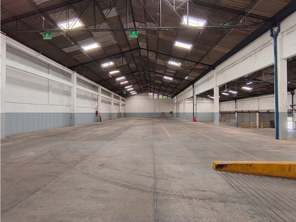 Bodega En Arriendo Sabaneta - 1