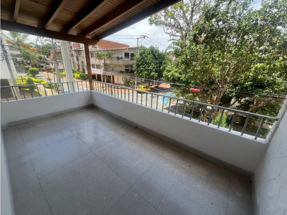 Hermosa Casa en Arriendo Sector Estadio Medellín