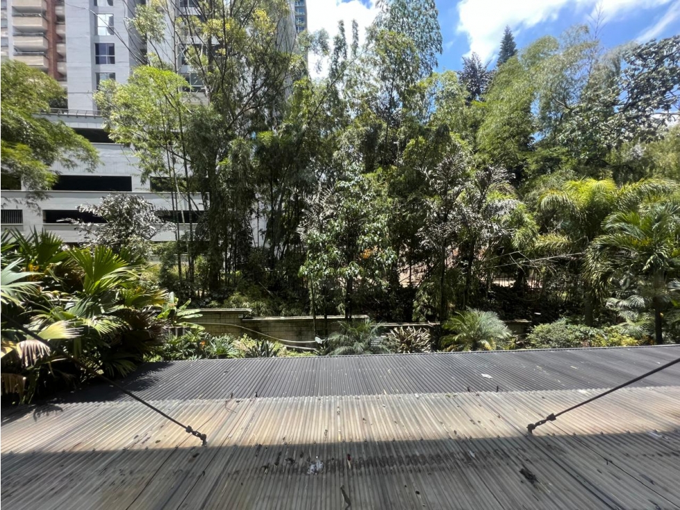 Local en Arriendo Milla de Oro Medellin - 1