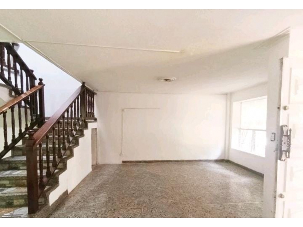 Casa Independiente En Venta y Arriendo Sector Conquistadores