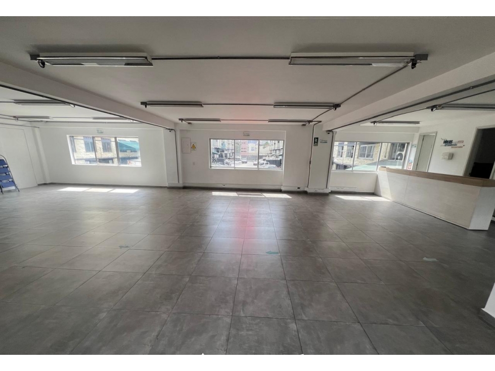 Oficina En Arriendo Sector Cristo Rey