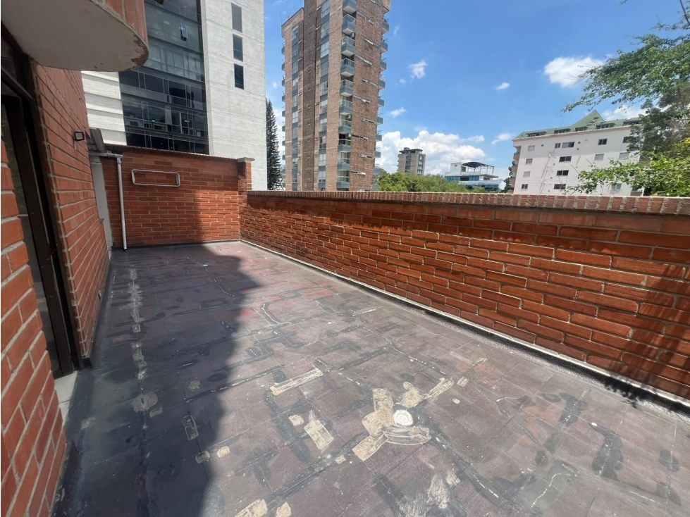 Apartamento En Arriendo Sector Aguacatala - Poblado