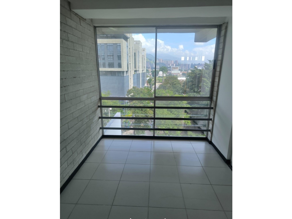Oficina En Arriendo Sector Las Vegas