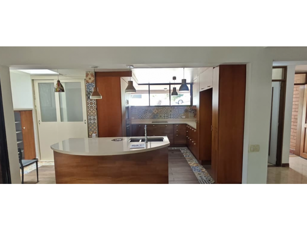 Casa en Arriendo El Tesoro Medellín