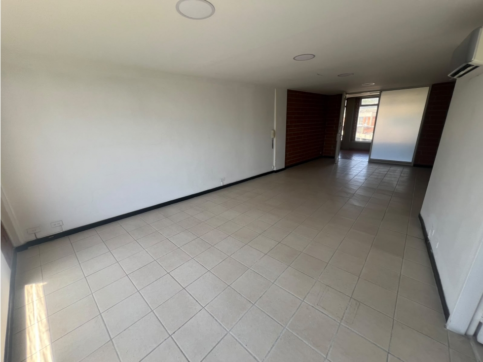 Oficina En Venta Sector Belén - 1