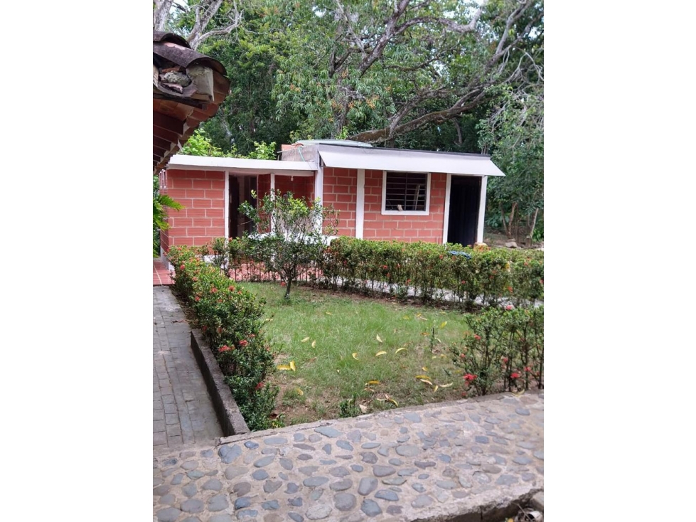 Casa FInca En Venta Sector Santa Fe de Antioquia - 1