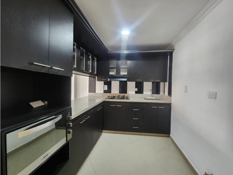 Apartamento en Arriendo La Castellana Medellín — foto 6
